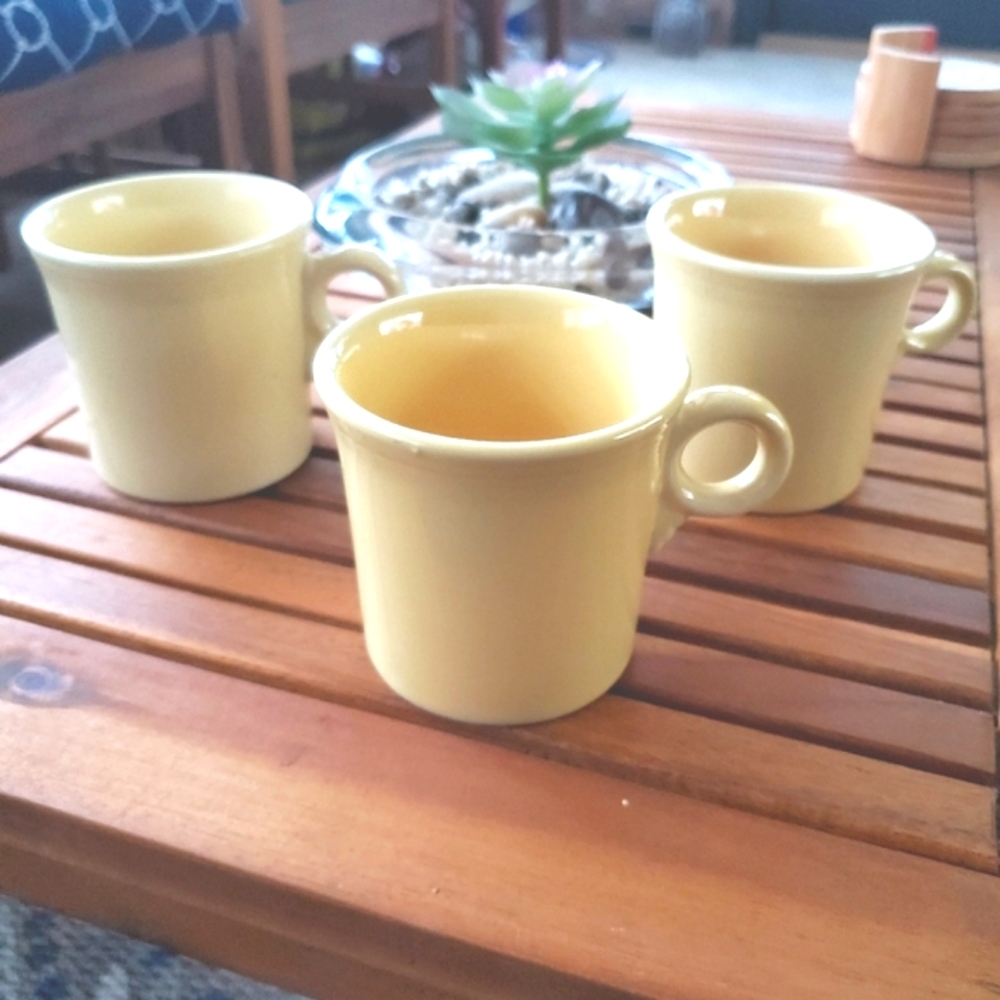 Homer Laughlin Fiestaware yellow classic ring handle mugs (Set of 3)